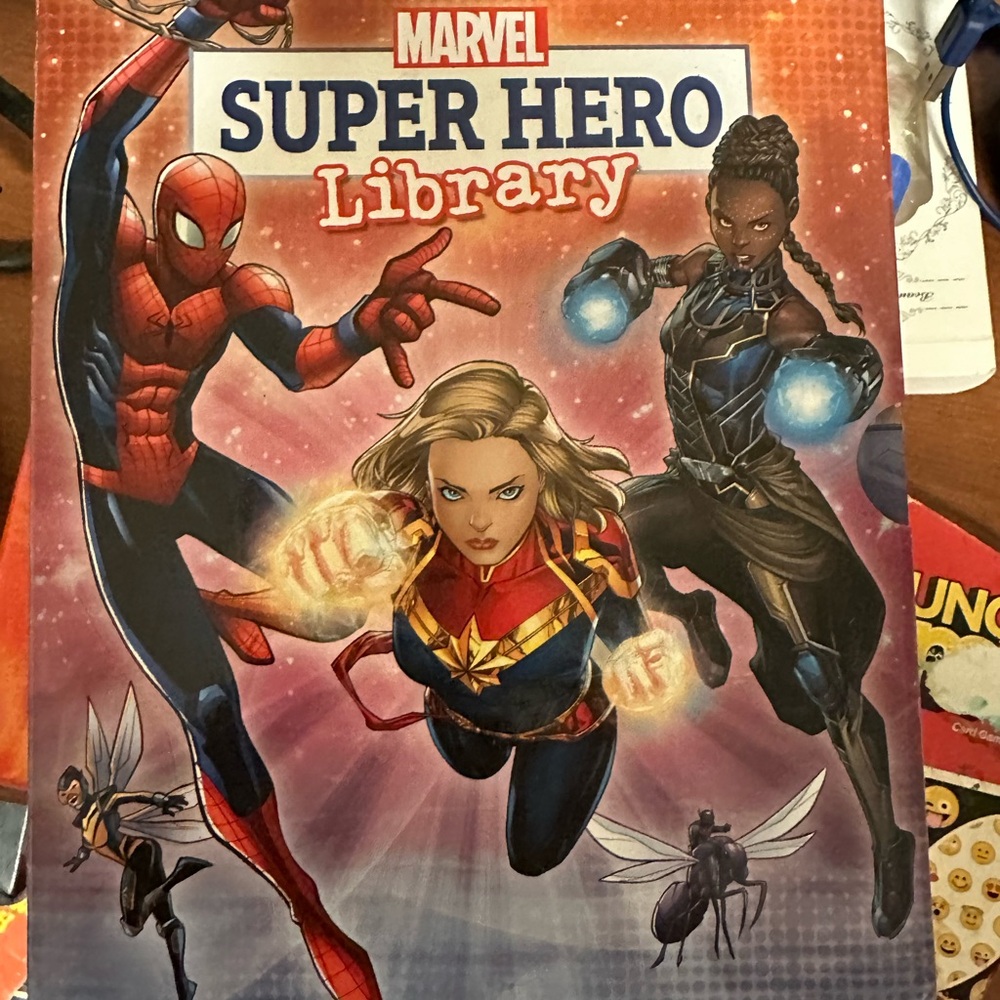 Marvel Super Hero Library Book Set